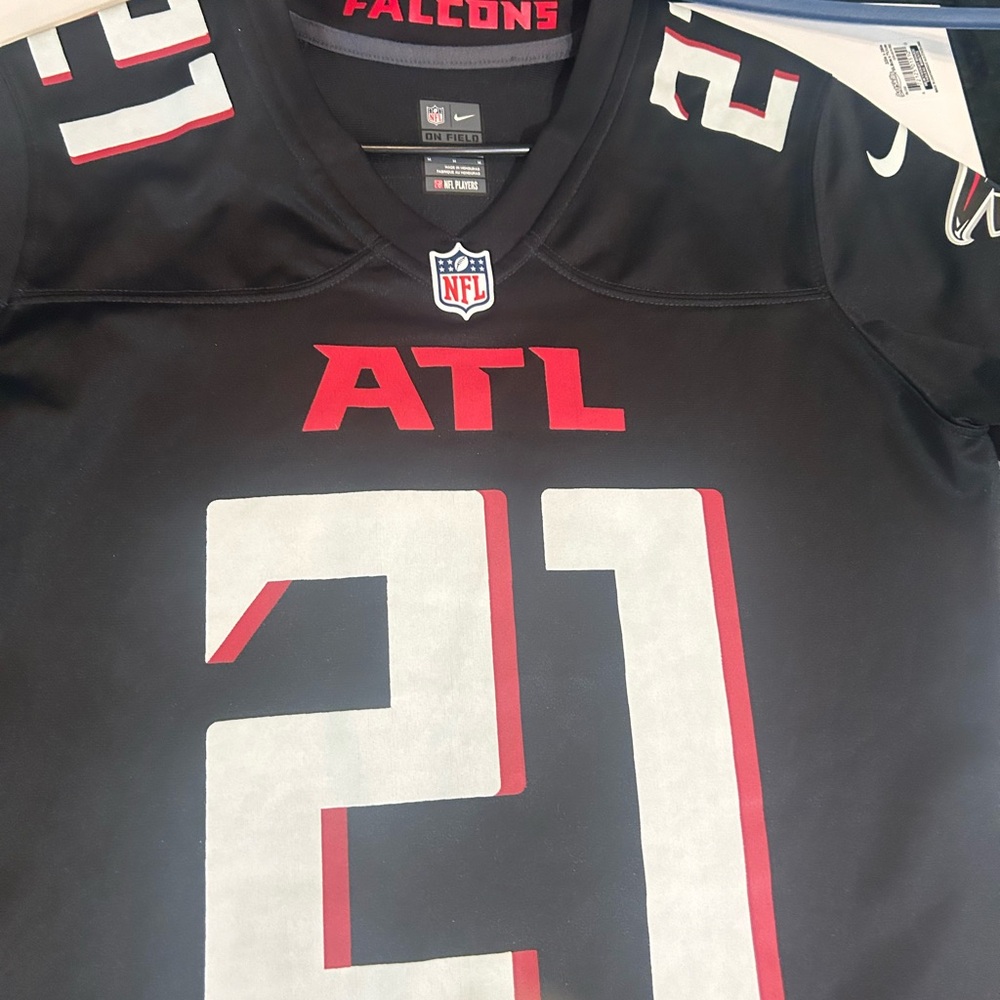 Atlanta Falcons RARE Todd Gurley Jersey. Excellent condition.